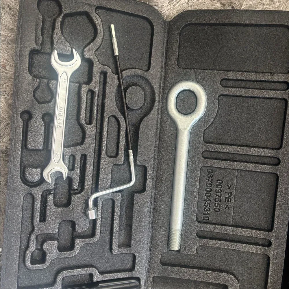 Maserati emergency. tool kit case holder clutch original factory accessory